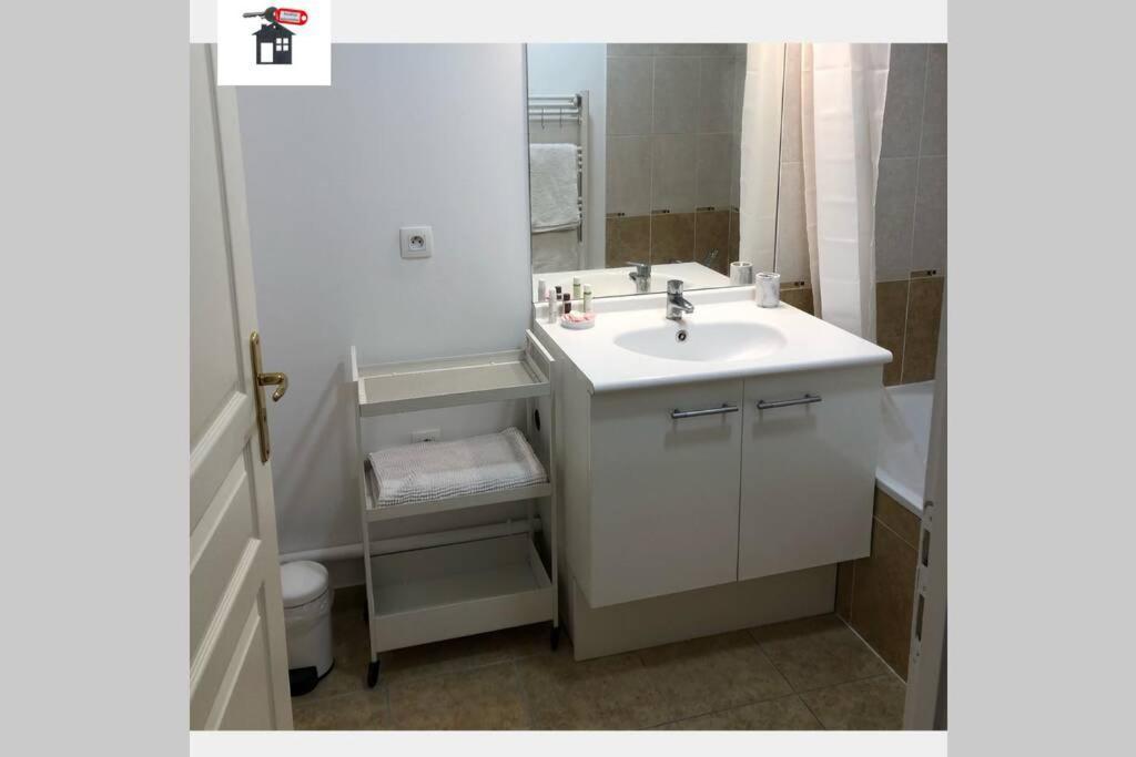 آنماس Residence Anne-Sophie 2 Garage المظهر الخارجي الصورة