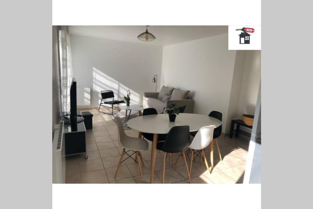 آنماس Residence Anne-Sophie 2 Garage المظهر الخارجي الصورة